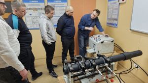 Практическое обучение сварщиков с использованием современного отечественного аппарата стыковой сварки ATLANT 160 G